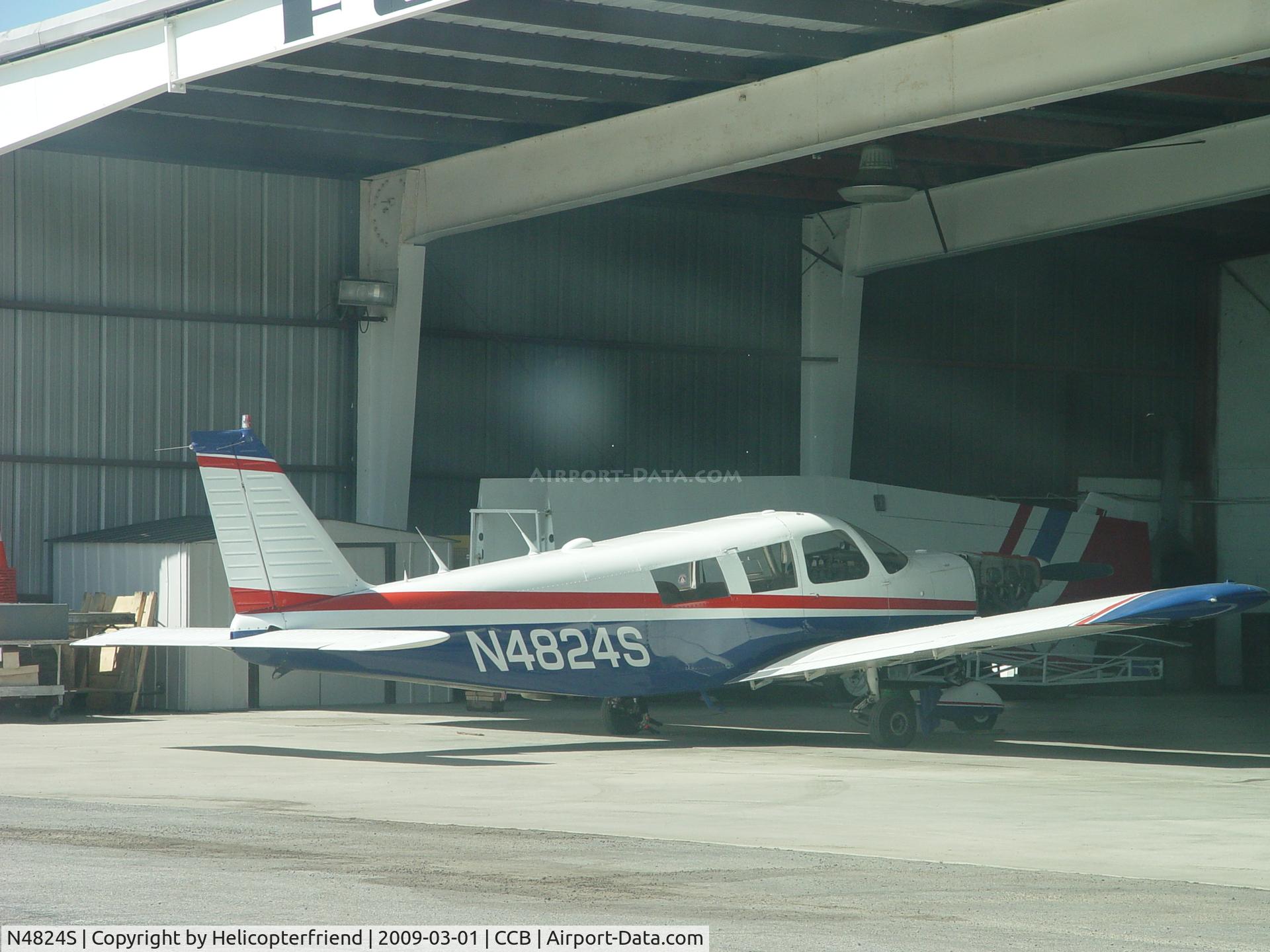 N4824S, 1970 Piper PA-32-260 Cherokee Six C/N 32-1255, Cowling removed for work