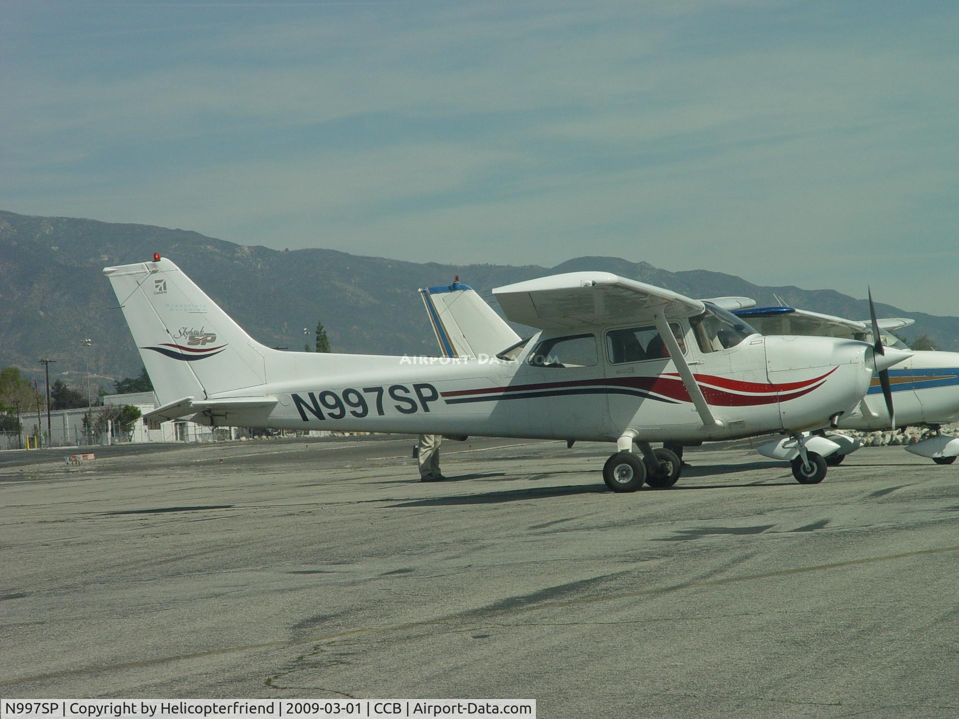 N997SP, 1999 Cessna 172S C/N 172S8262, Getting ready to go fly, from Cable