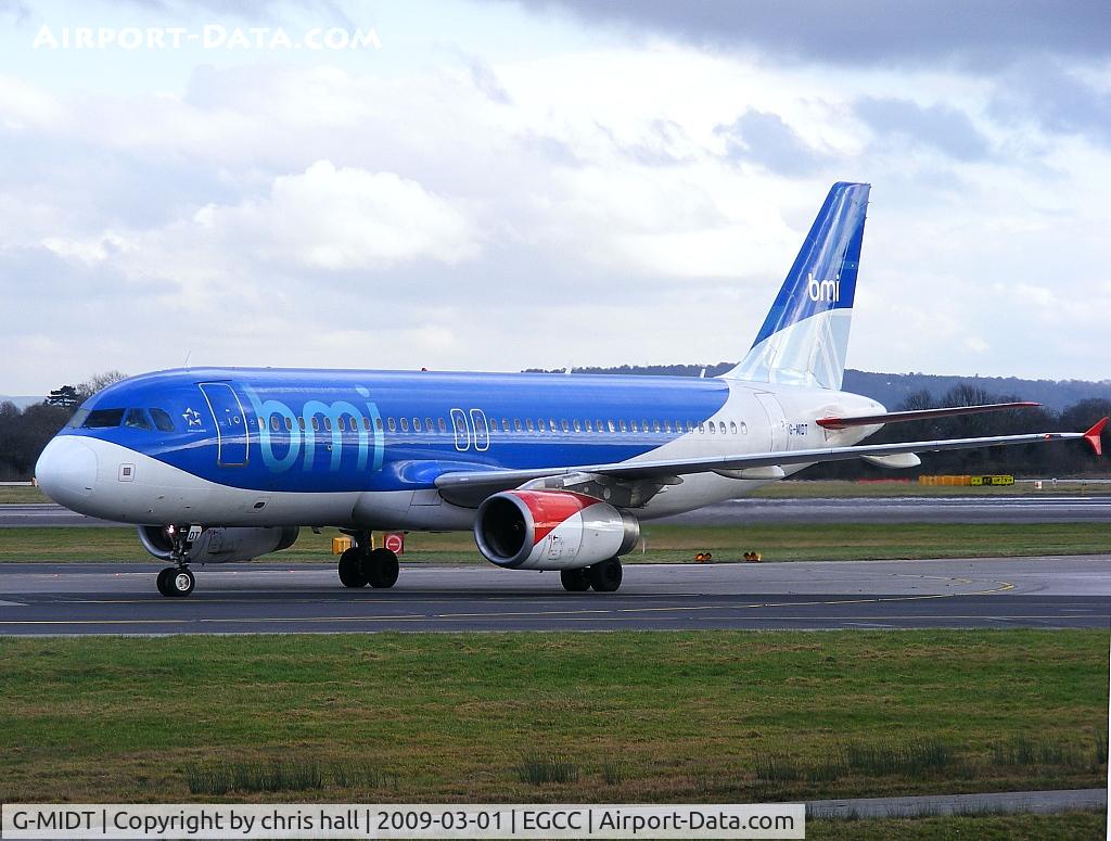 G-MIDT, 2001 Airbus A320-232 C/N 1418, BMI