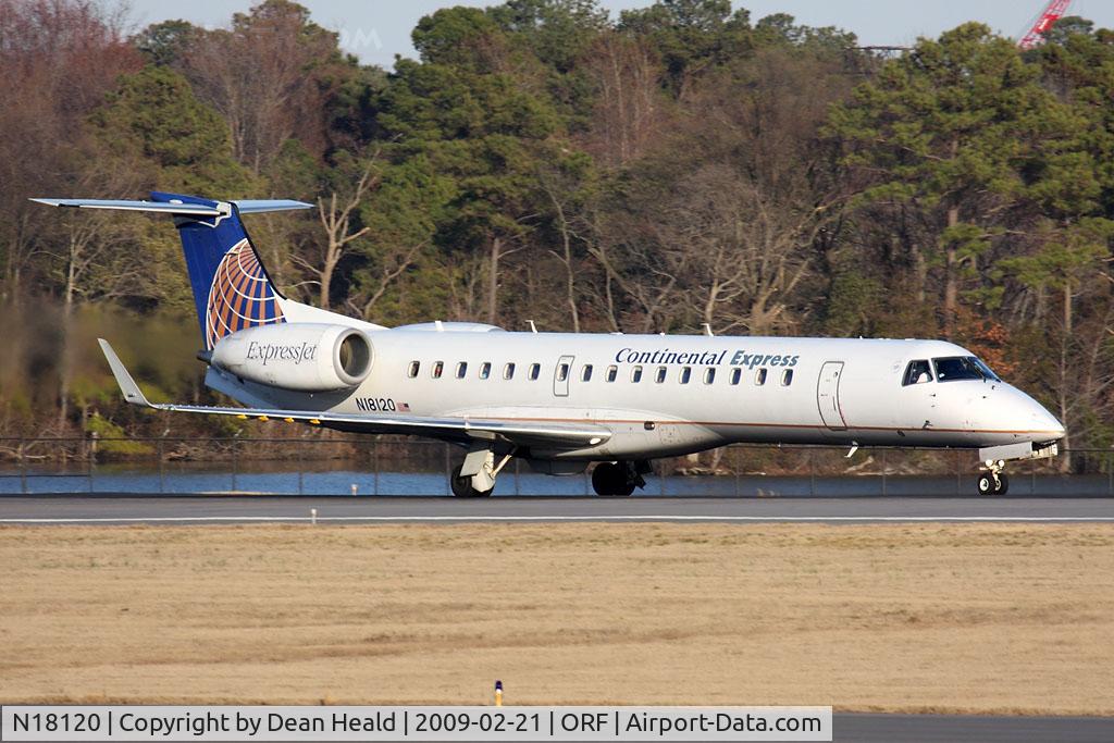 N18120, 2003 Embraer ERJ-145XR (EMB-145XR) C/N 145681, Continental Express (ExpressJet Airlines) N18120 (FLT BTA2901) on takeoff roll on RWY 23 enroute to Houston Bush Intercontinental (KIAH).