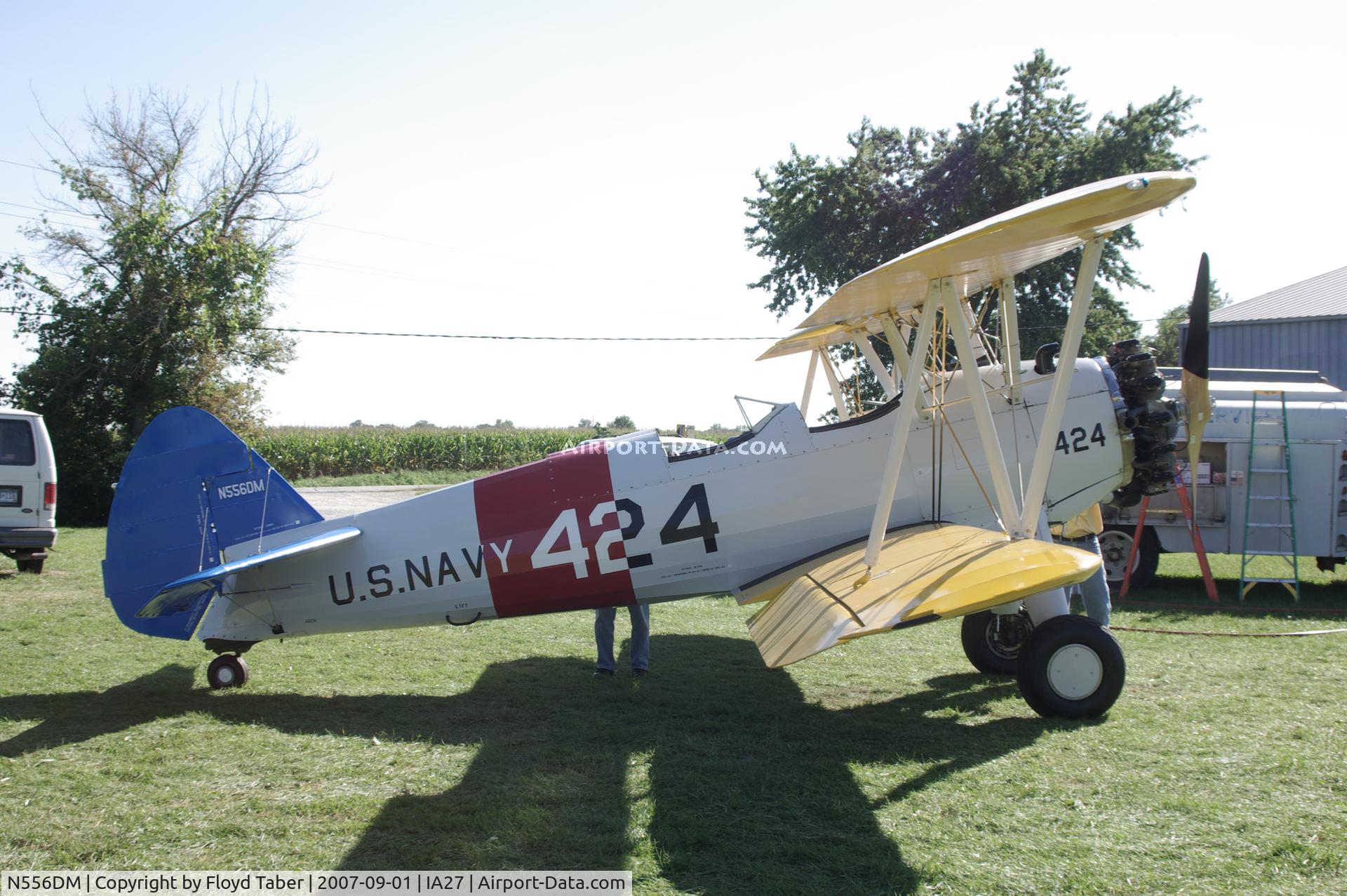 N556DM, 1943 Boeing B75N1 C/N 75-7581, Blakesburg Antique Fly In