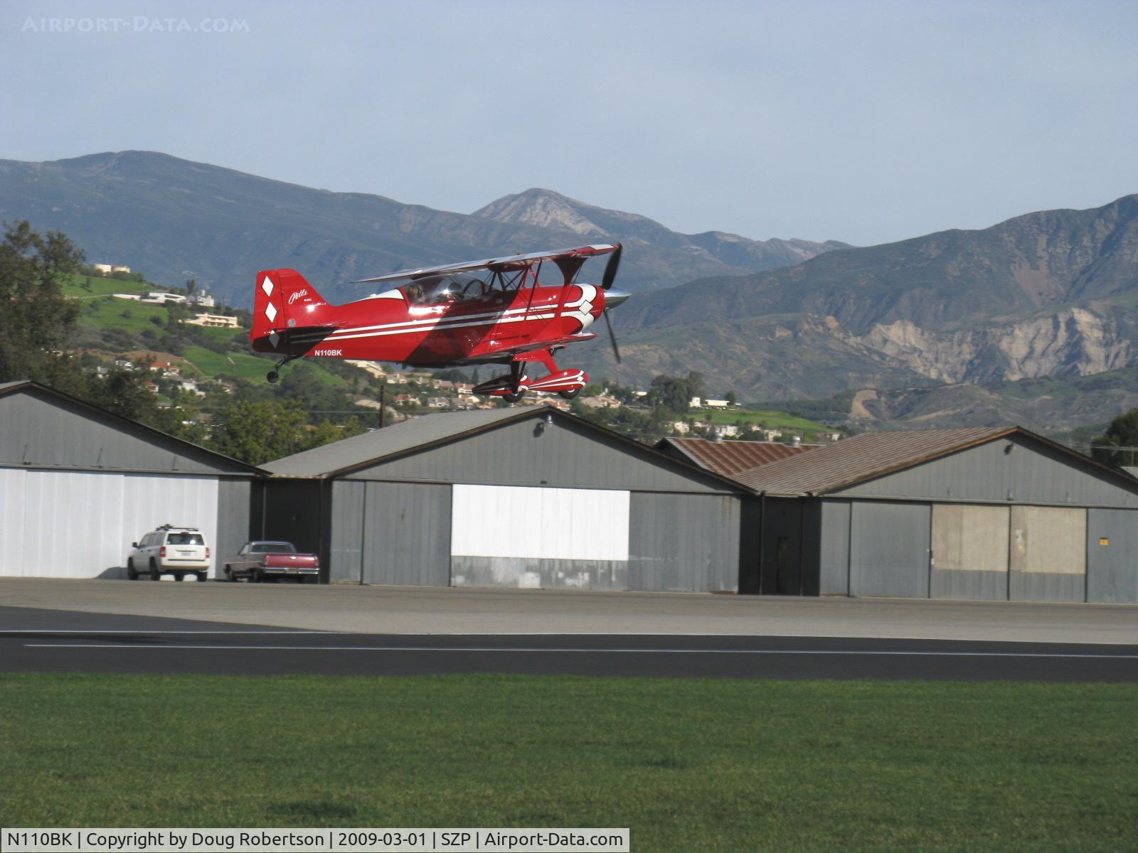 N110BK, 2007 Aviat Pitts S-2C Special C/N 6077, 2007 Aviat PITTS S-2C, Lycoming AEIO-540-D4A5 260 Hp, landing Rwy 04