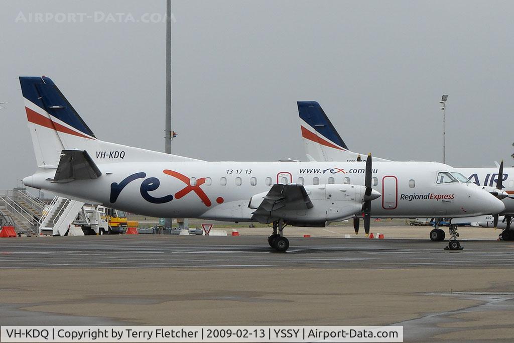 VH-KDQ, 1992 Saab 340B C/N 340B-325, REX SF340 at Sydney
