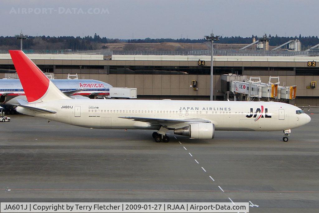 JA601J, 2002 Boeing 767-346/ER C/N 32886, JAL B767 at Narita