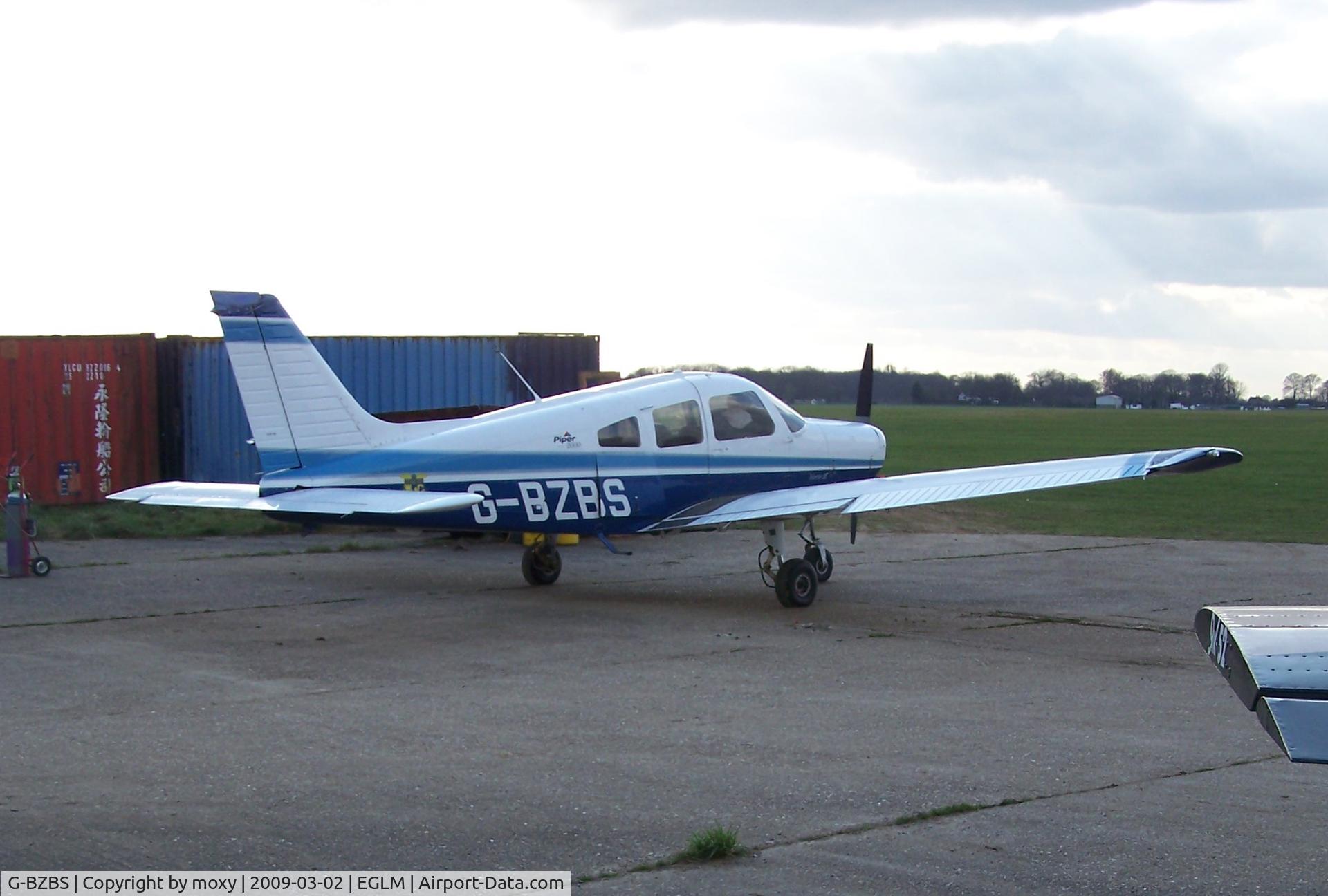 G-BZBS, 2000 Piper A-28-161 Cherokee Warrior III C/N 2842080, Piper Warrior III at White Waltham
