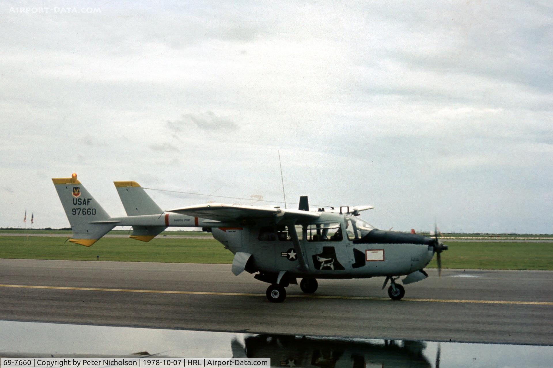 69-7660, 1969 Cessna O-2A Super Skymaster C/N 337M-0458, Another view of the 702 TASS Super Skymaster present at the 1978 Confederate Air Force Airshow.