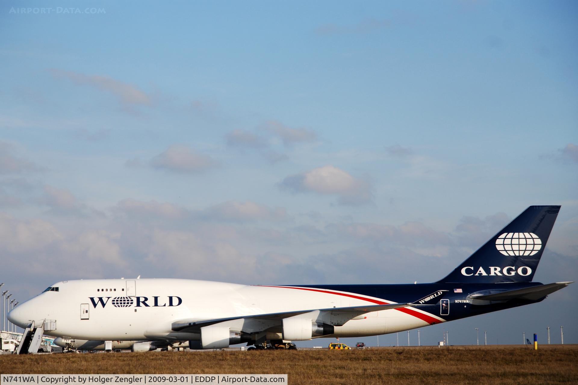 N741WA, 1993 Boeing 747-4H6 C/N 25702, Cargo what for?