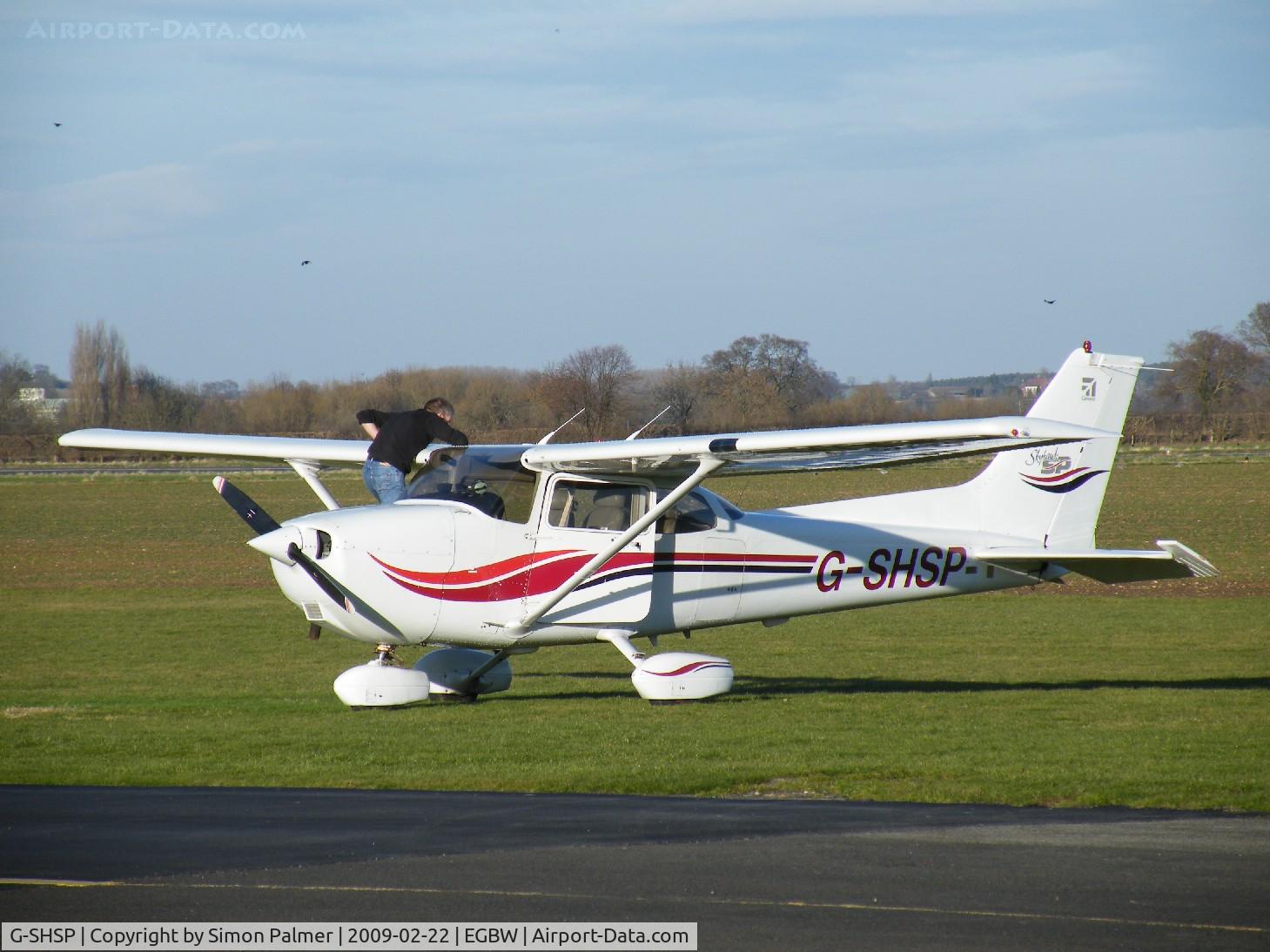 G-SHSP, 1999 Cessna 172S C/N 172S8079, Cessna SkyHawk SP at Wellesbourne