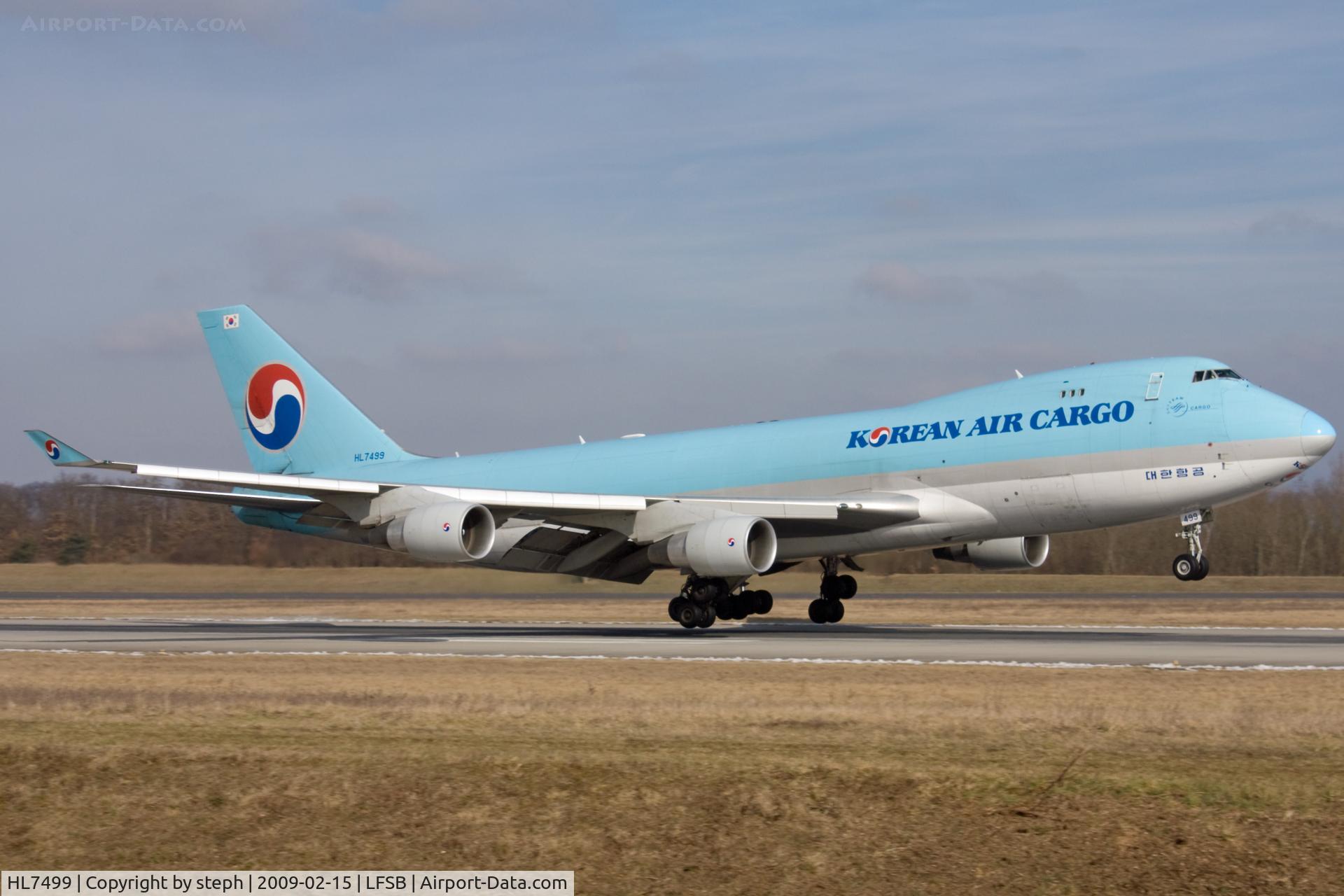 HL7499, 2004 Boeing 747-4B5F/SCD C/N 33517, 