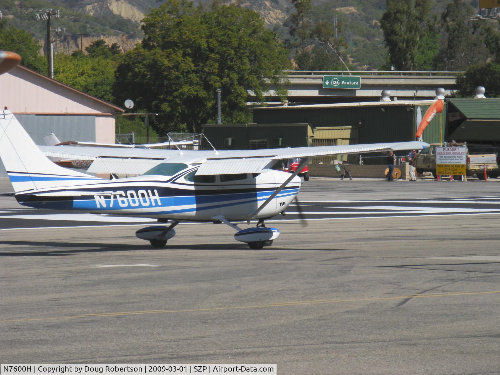 N7600H, 1972 Cessna 182P Skylane C/N 18261288, 1972 Cessna 182P SKYLANE, Continental O-470-S 230 Hp, taxi