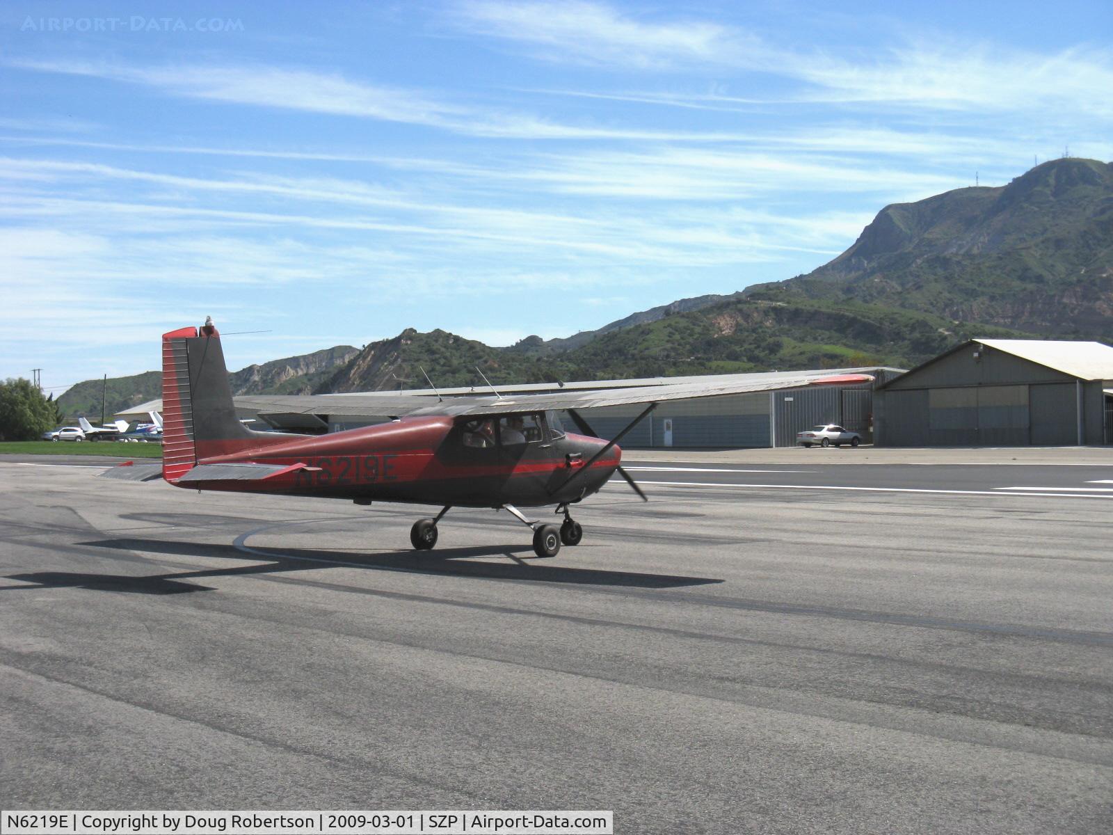 N6219E, 1958 Cessna 172 C/N 46319, 1958 Cessna 172, Continental O-300 145 Hp, taxi