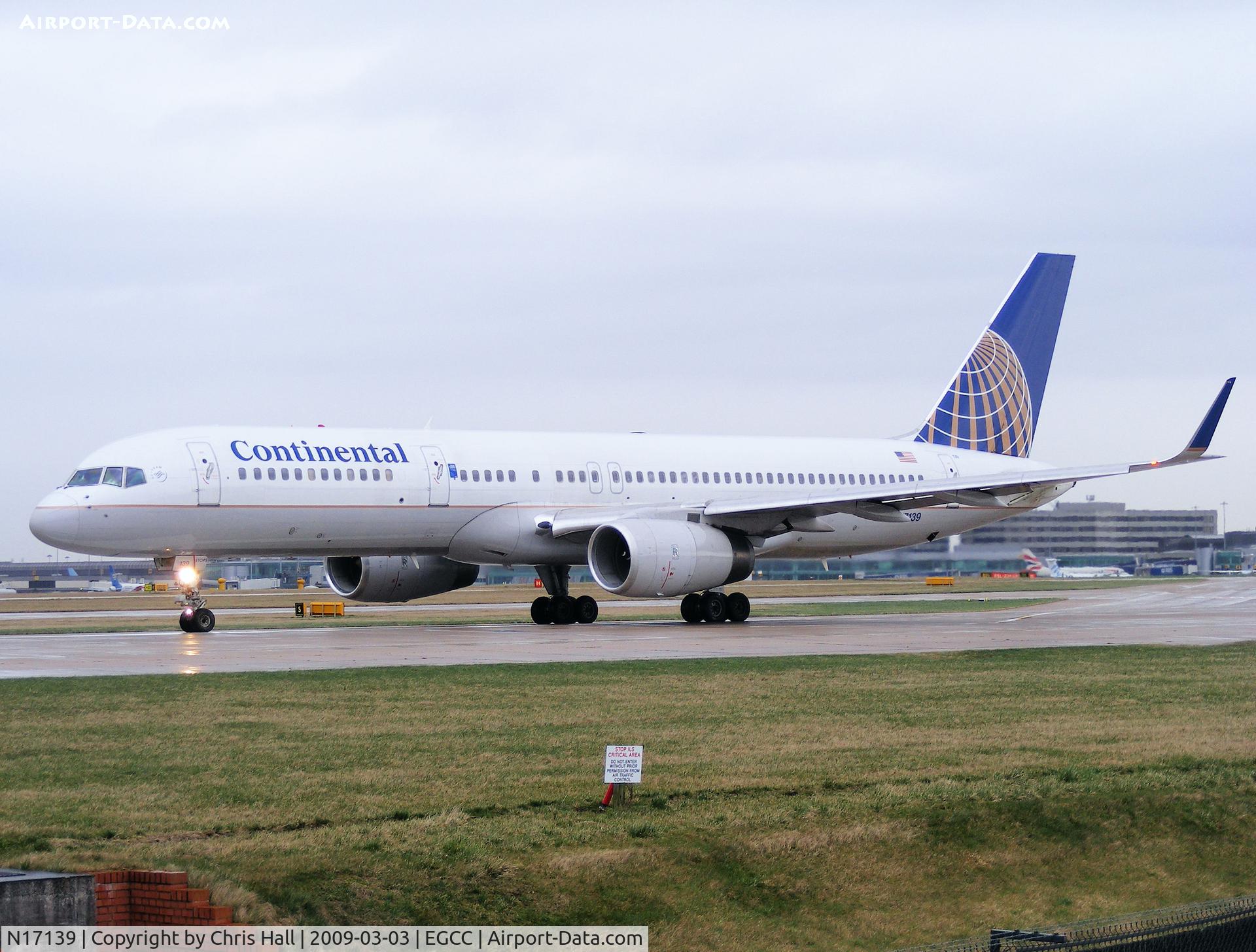 N17139, 2000 Boeing 757-224 C/N 30352, Continental