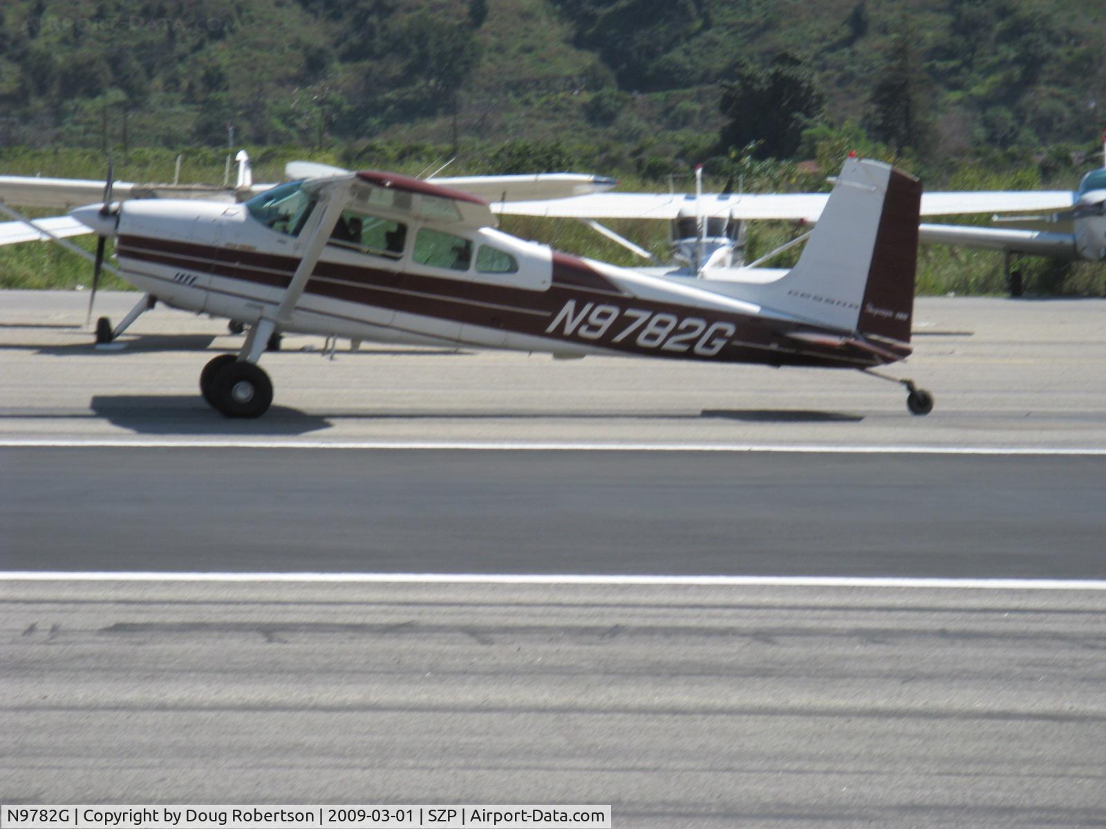 N9782G, 1972 Cessna 180H Skywagon C/N 18052282, 1972 Cessna 180H SKYWAGON, taxi to Rwy 22