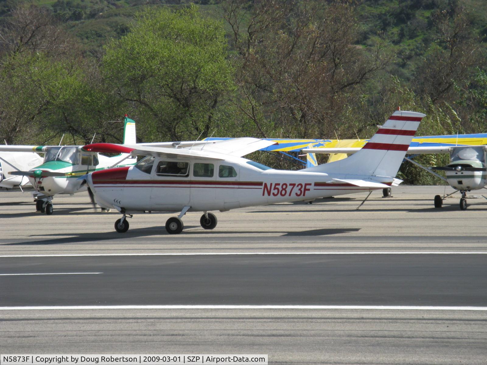 N5873F, 1967 Cessna 210G Centurion C/N 21058873, 1967 Cessna 210G CENTURION, Continental IO-520 285 Hp, taxi to Rwy 22