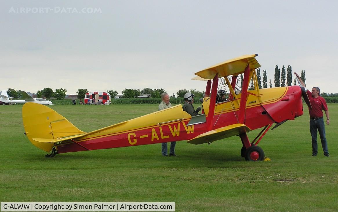 G-ALWW, 1943 De Havilland DH-82A Tiger Moth II C/N 86366, Tiger Moth based at Bidford