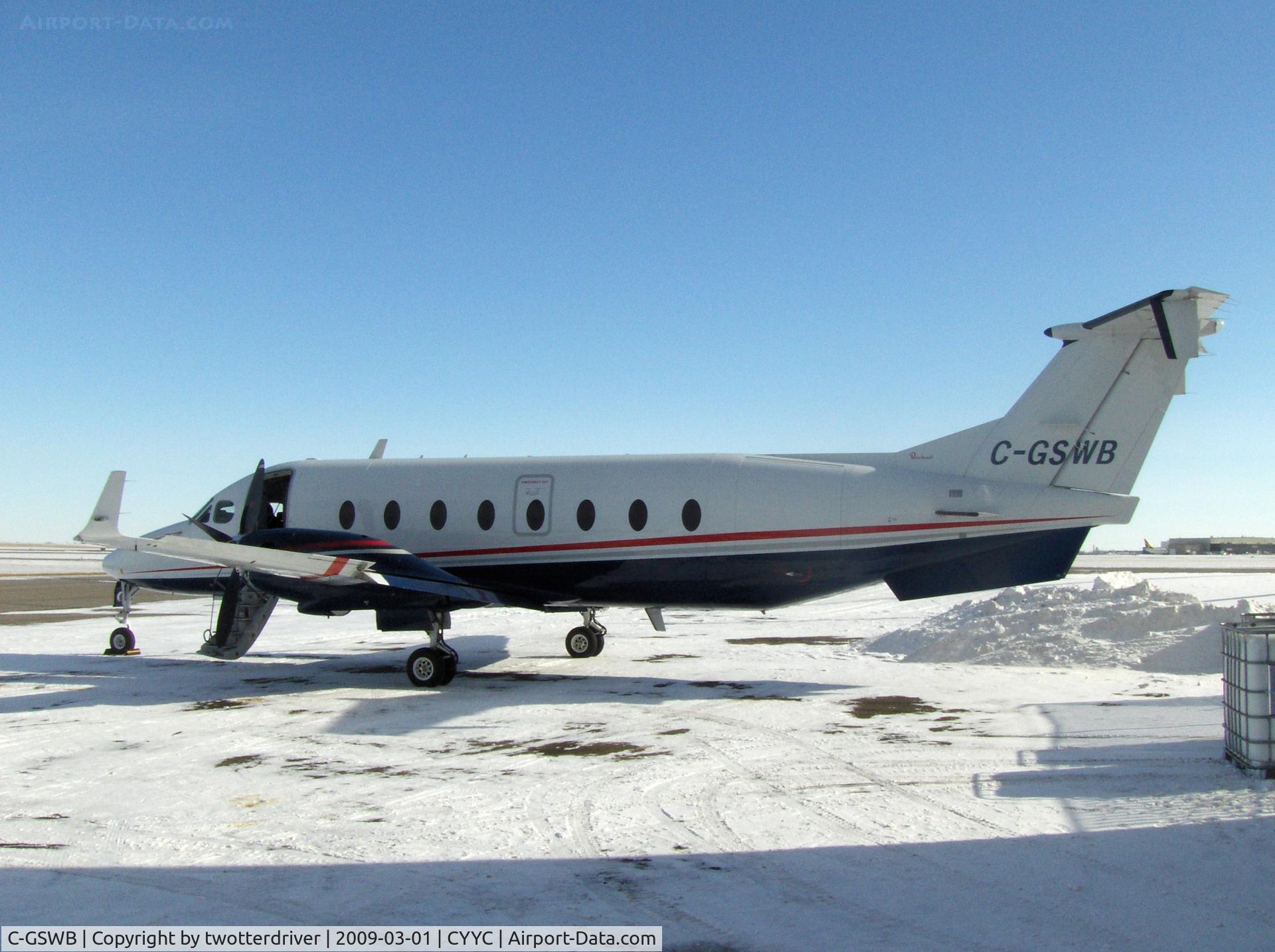C-GSWB, 1999 Beech 1900D C/N UE-386, On The Ramp