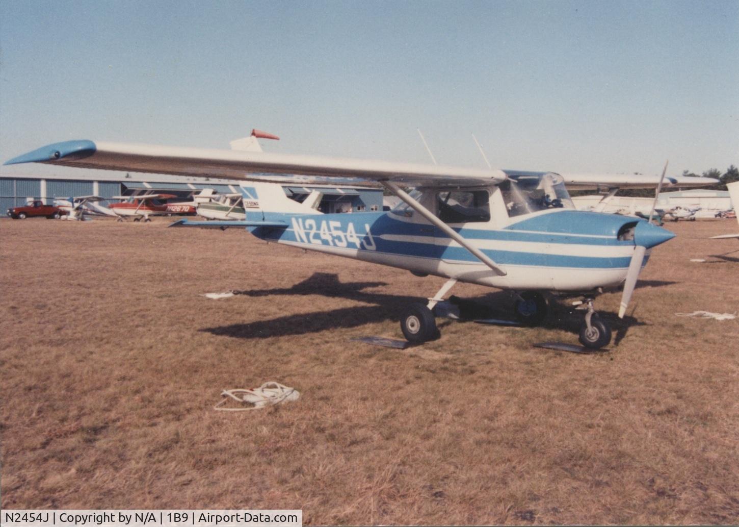 N2454J, 1966 Cessna 150G C/N 15065554, I was 50% owner in 1987-88