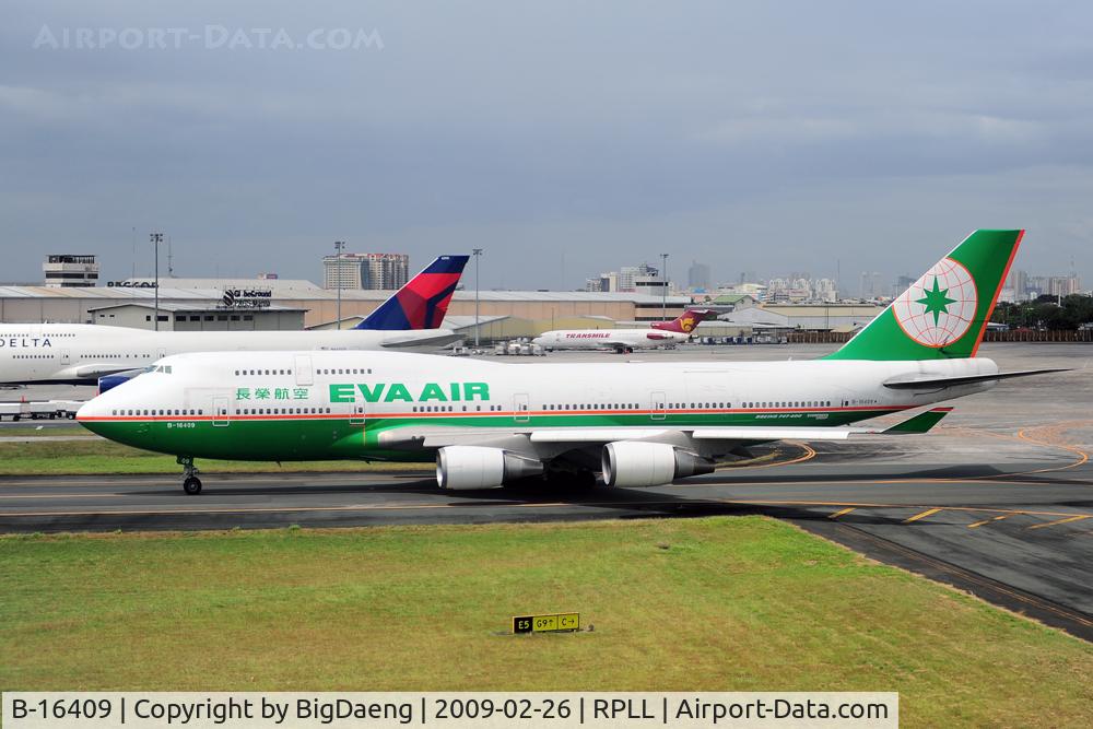 B-16409, 1996 Boeing 747-45E(M) C/N 28093, Seen at RPLL gate.
