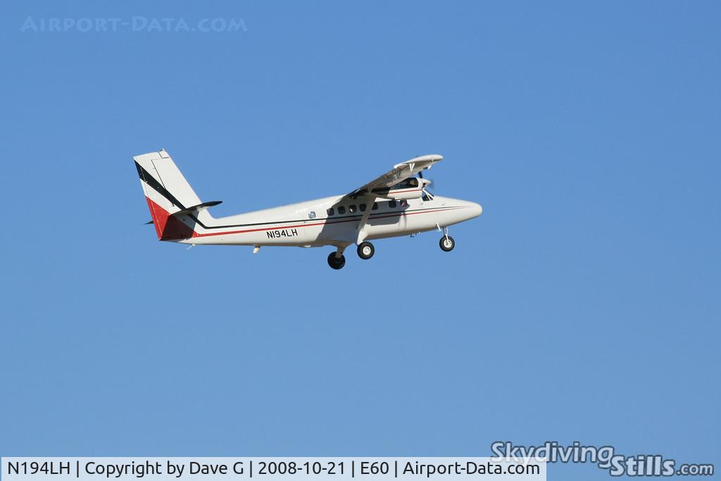 N194LH, 1969 De Havilland Canada DHC-6-200 Twin Otter C/N 194, Twin Otter at Skydive Arizona