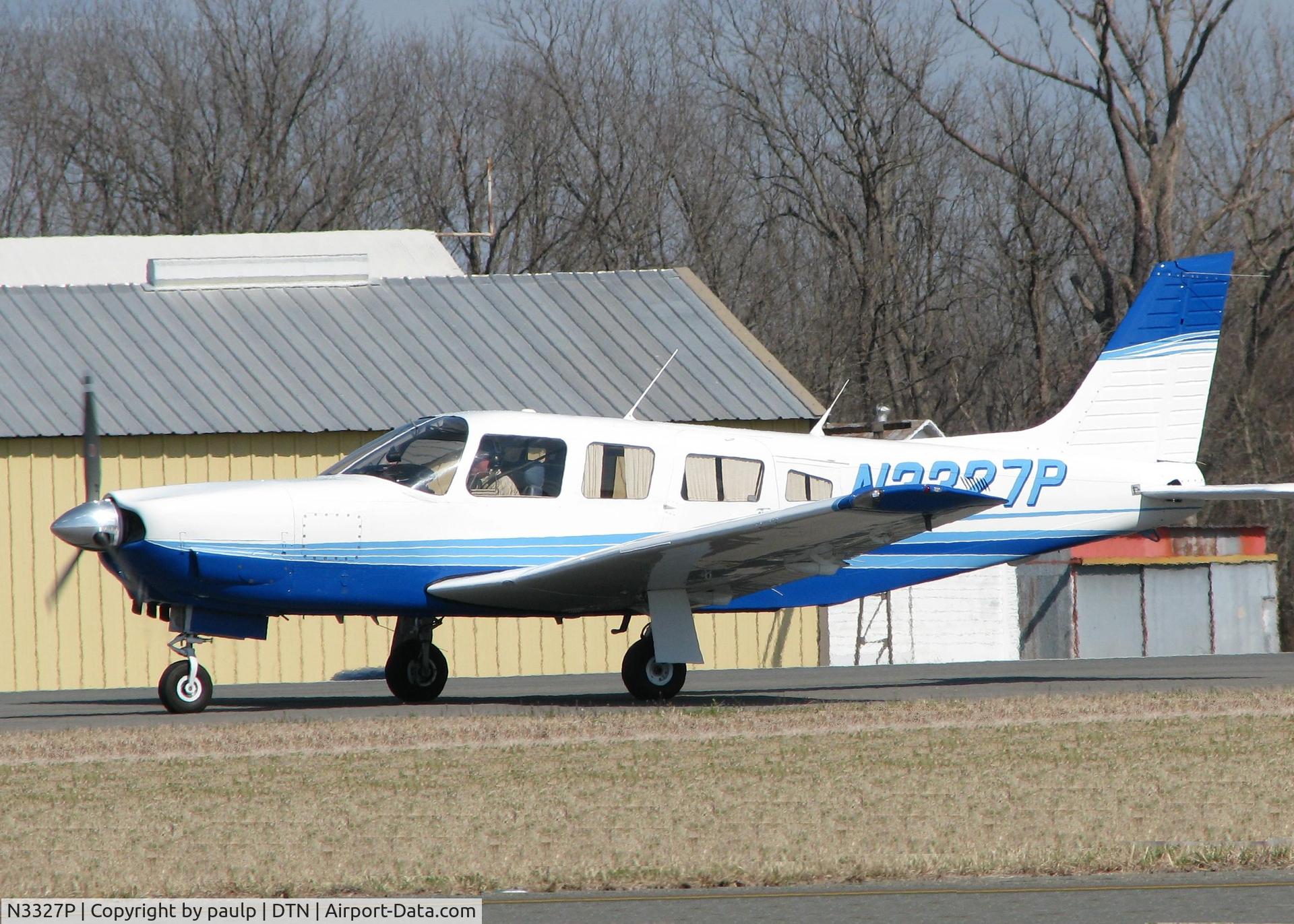 N3327P, 1988 Piper PA-32R-301 Saratoga C/N 3213013, On runway 14 at the Shreveport Downtown airport.
