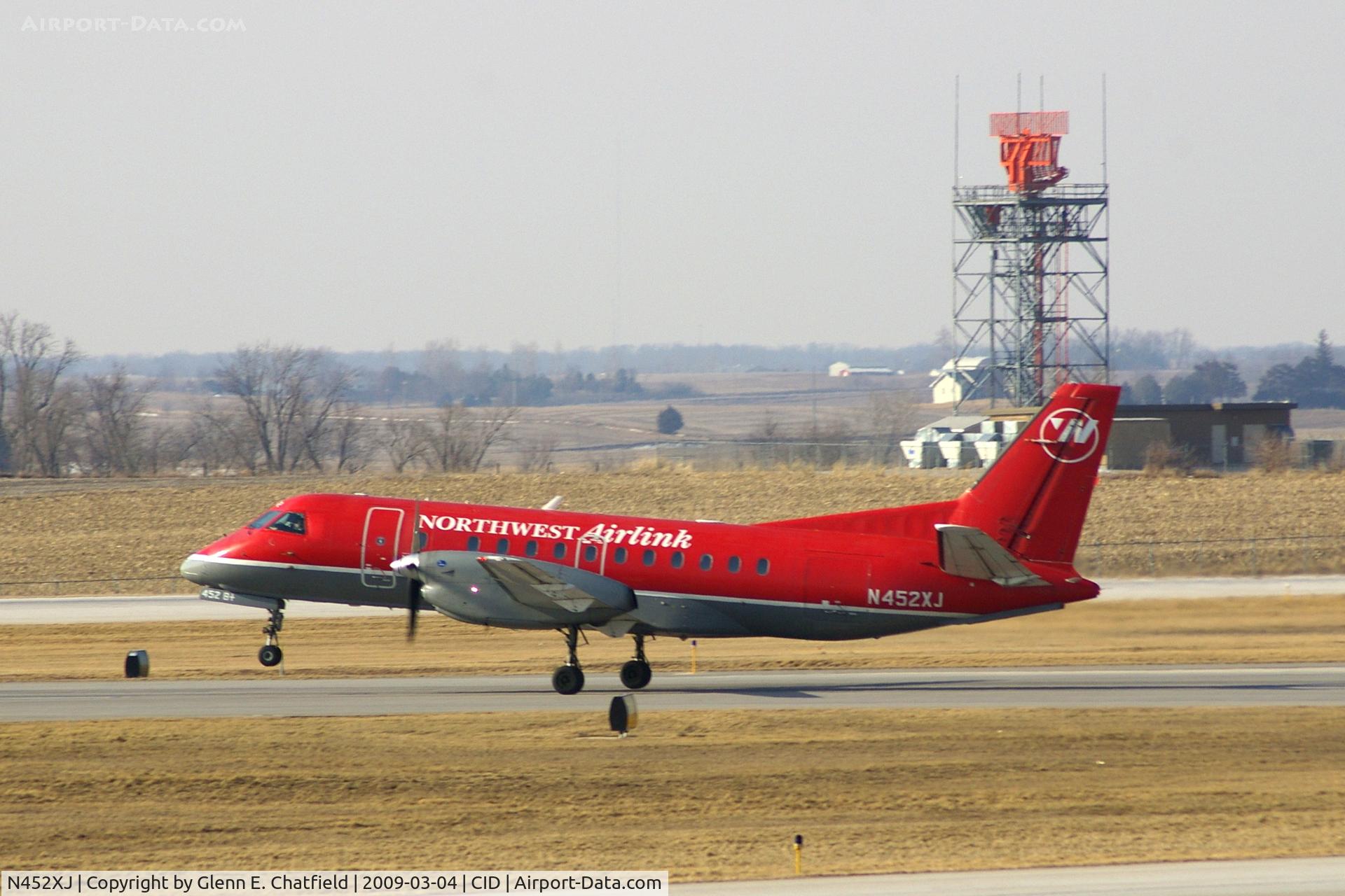 N452XJ, 1998 Saab 340B C/N 340B-452, Departing Runway 13 for MSP