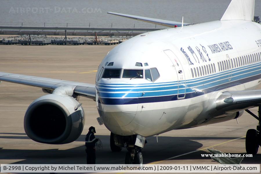 B-2998, 1998 Boeing 737-75C C/N 29042, Xiamen Airlines