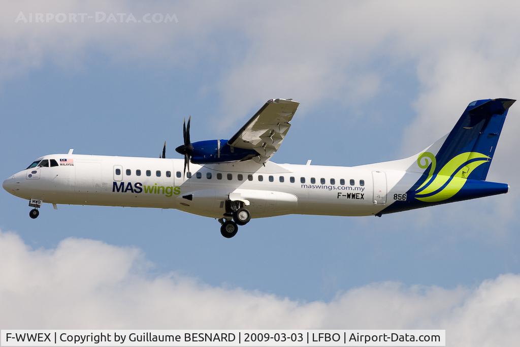 F-WWEX, 2009 ATR 72-212A C/N 856, Landing 32L