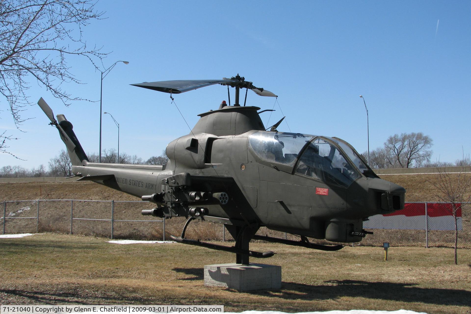 71-21040, 1971 Bell AH-1S Cobra C/N 21111, At AMVETS in Cedar Falls, IA.