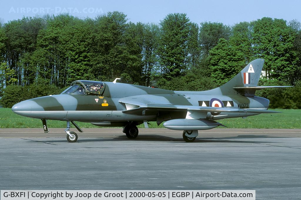 G-BXFI, 1955 Hawker Hunter T.7 C/N 41H-670818, Taxiing in at its home base Kemble. Thanks for holding a minute in front of the bushes!