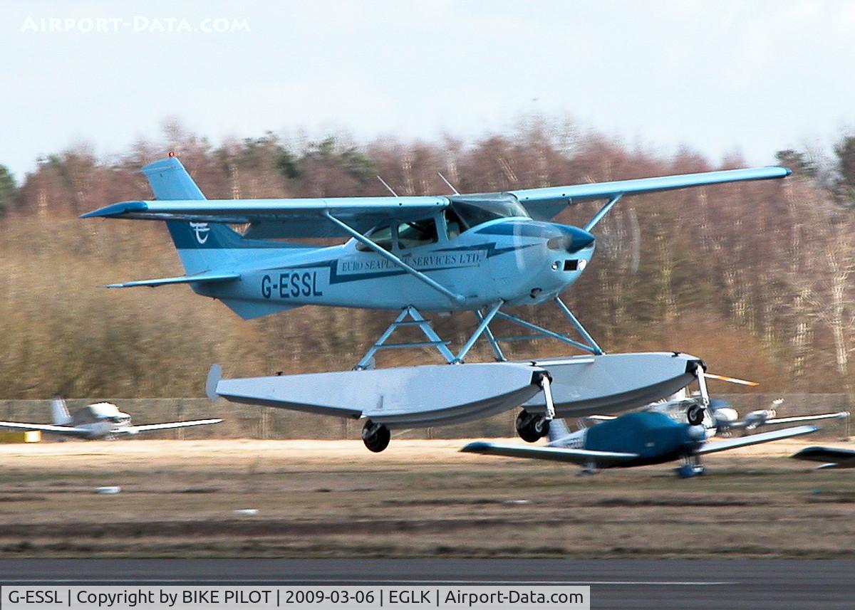 G-ESSL, 1981 Cessna 182R Skylane C/N 182-67947, SIERRA LIMA ABOUT TOUCH DOWN ON RWY 25
