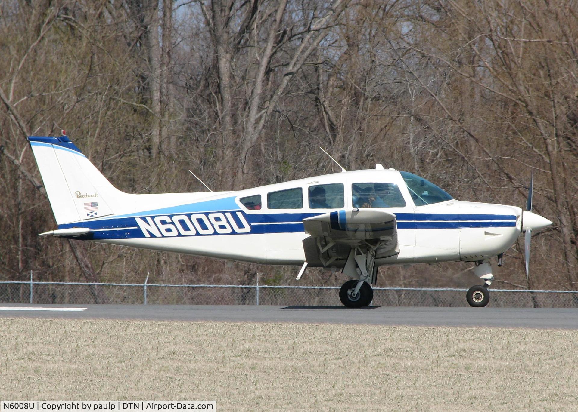 N6008U, 1978 Beech C24R C/N MC-616, A Grace Flight leaving the Shreveport Downtown airport. A truly wonderful program. God Bless you pilot!