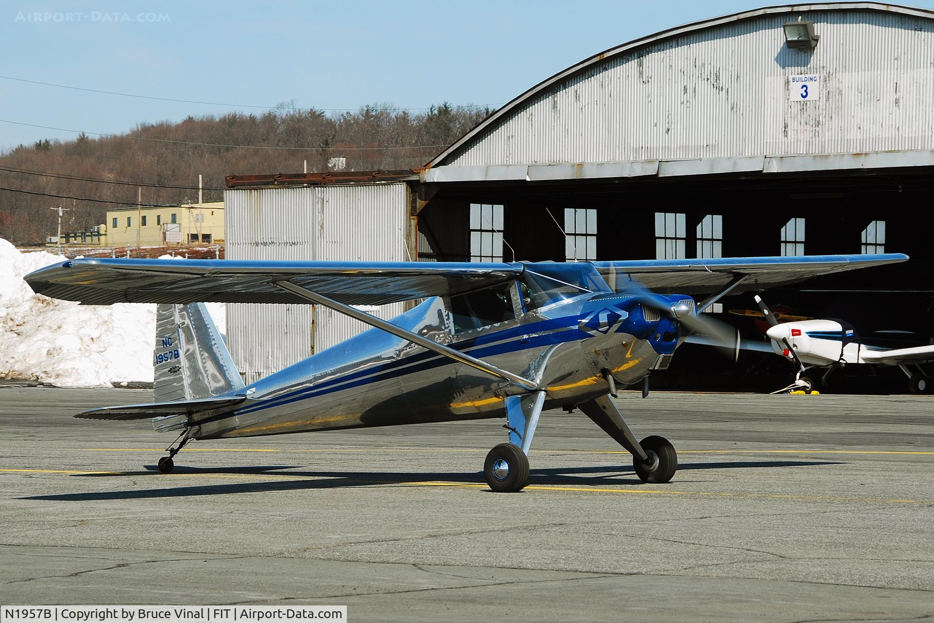 N1957B, 1947 Luscombe 8A C/N 6384, Polished Luscombe taxis out at FIT
