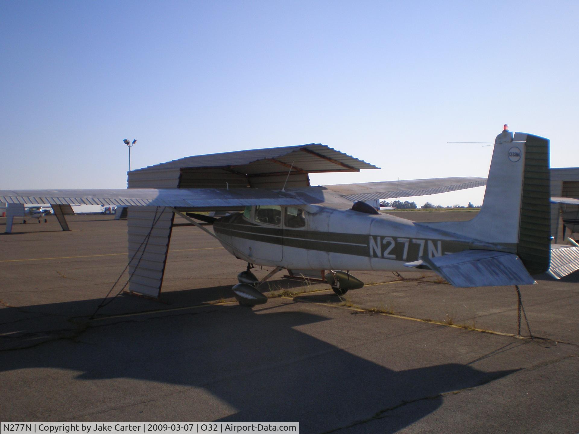 N277N, 1956 Cessna 172 C/N 28440, At. Reedley Muni. Looks like its been sitting there for a couple years untouched.