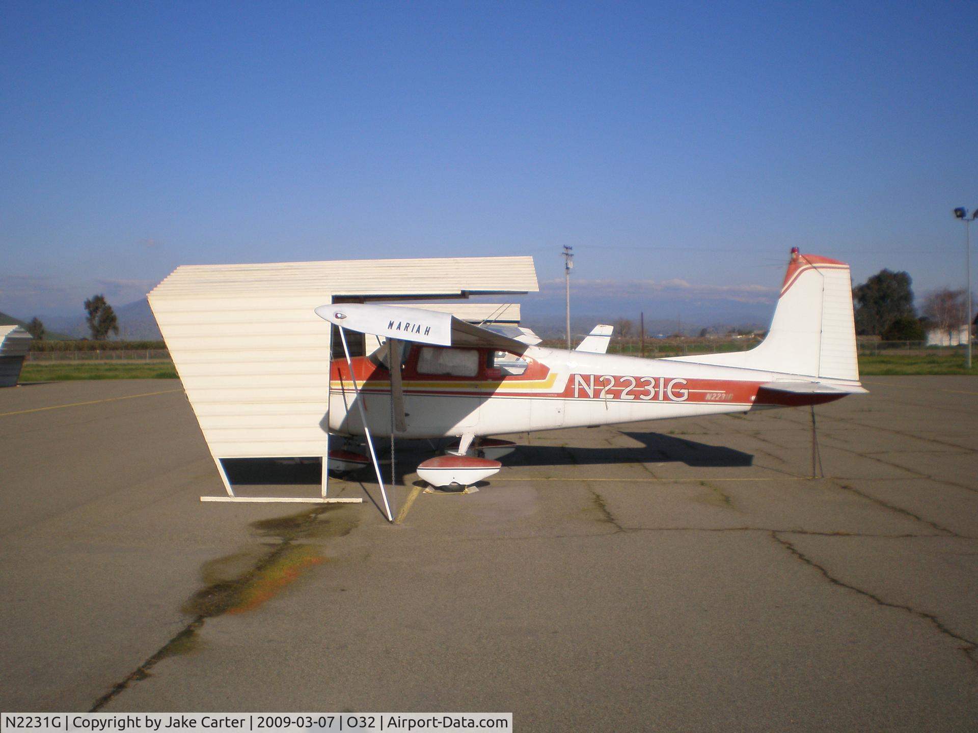 N2231G, 1958 Cessna 182A Skylane C/N 51531, At Reedley Muni.