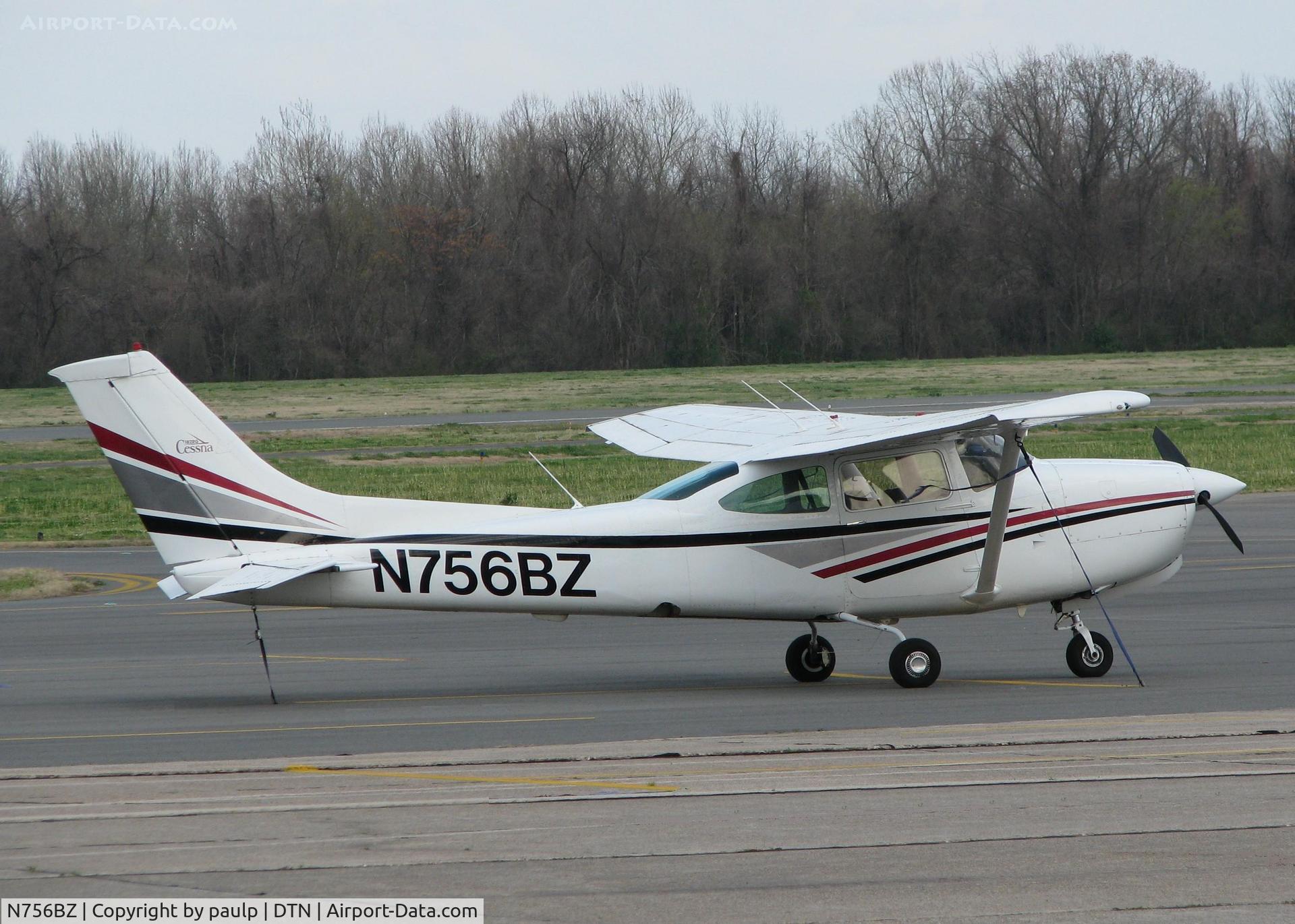 N756BZ, 1979 Cessna R182 Skylane RG C/N R18201033, Parked at the Shreveport Downtown airport.