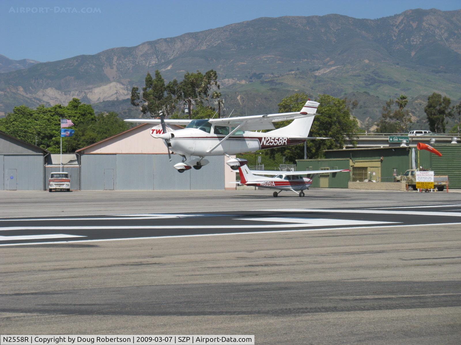 N2558R, 1967 Cessna 182K Skylane C/N 18258258, 1967 Cessna 182K SKYLANE, Continental O-470-S 230 Hp, landing Rwy 22