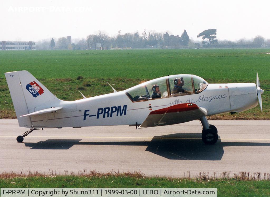F-PRPM, Jodel D-140R Abeille C/N 400, Rolling holding point rwy 32R... Was based here !