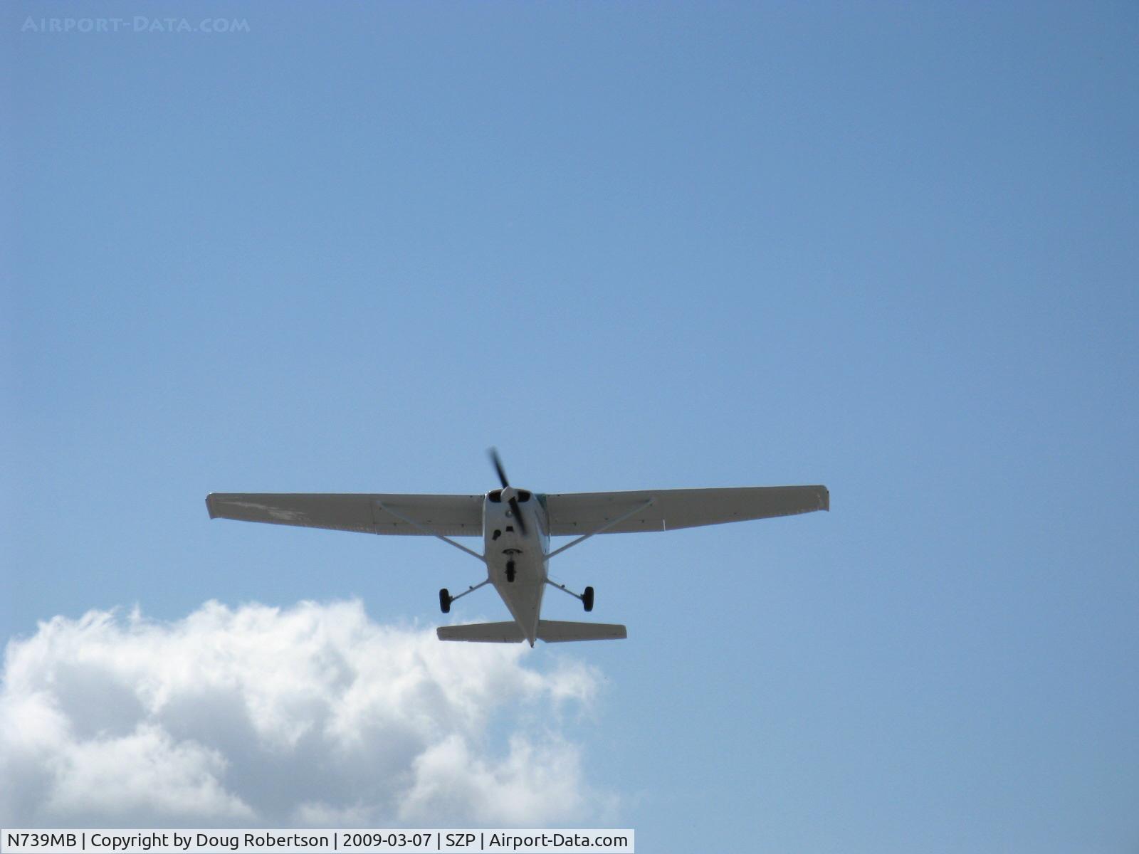 N739MB, 1978 Cessna 172N C/N 17270641, 1978 Cessna 172N SKYHAWK Lycoming O-320-H2AD 160 Hp, takeoff climb Rwy 04