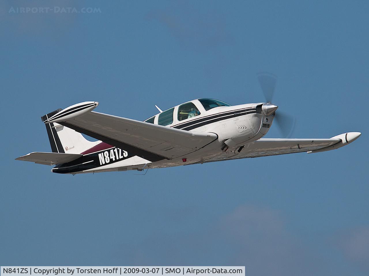 N841ZS, 1979 Beech F33A Bonanza C/N CE841, N841ZS departing from RWY 03