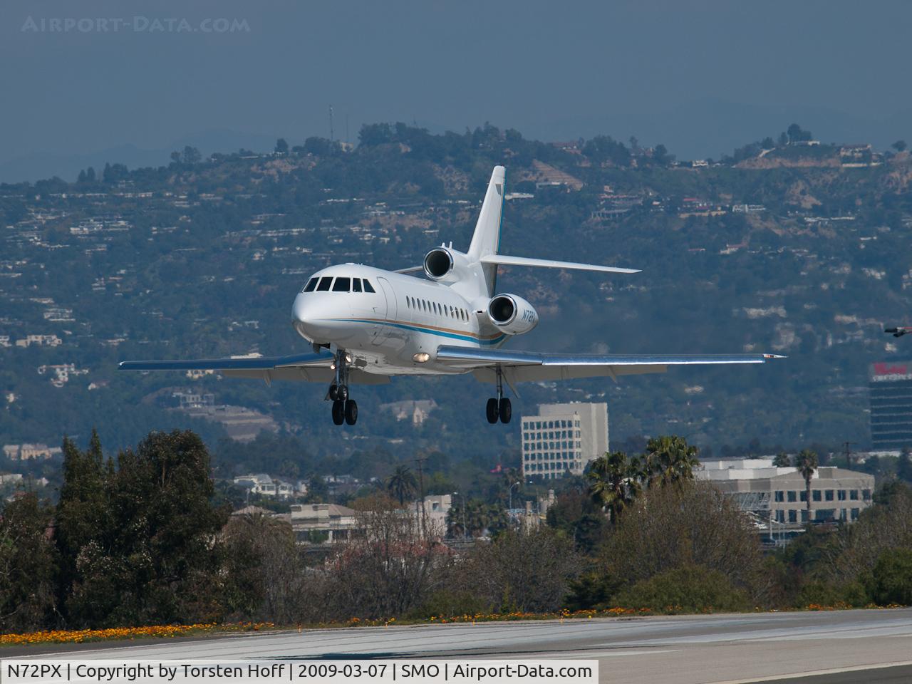 N72PX, 1987 Dassault-Breguet Falcon (Mystere) 900 C/N 18, N72PX arriving on RWY 21