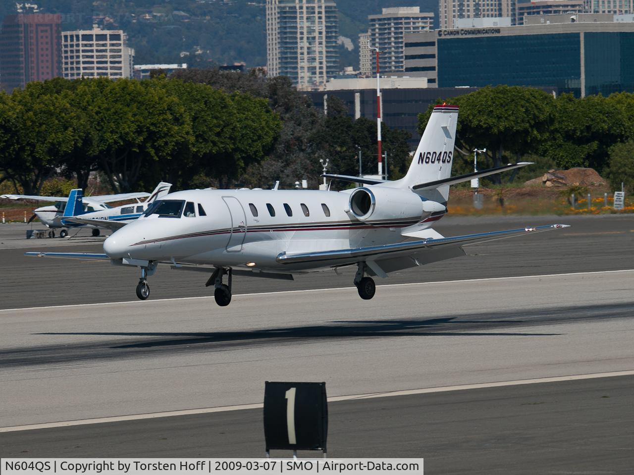 N604QS, 2001 Cessna 560XL Citation Excel C/N 560-5204, N604QS arriving on RWY 21