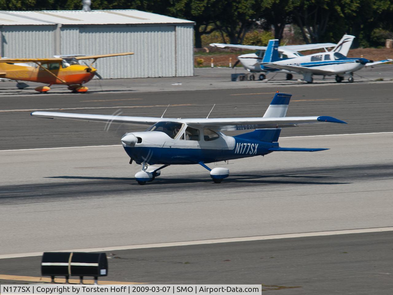 N177SX, 1976 Cessna 177B Cardinal C/N 17702532, N177SX departing from RWY 21