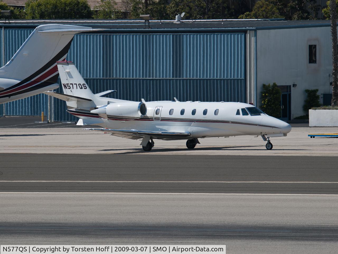 N577QS, 2007 Cessna 560XL C/N 560-5735, N577QS taxiing