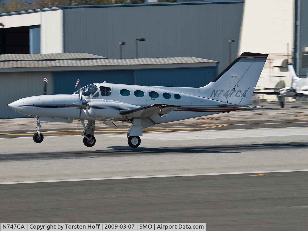 N747CA, Cessna 421C Golden Eagle C/N 421C0850, N747CA arriving on RWY 21