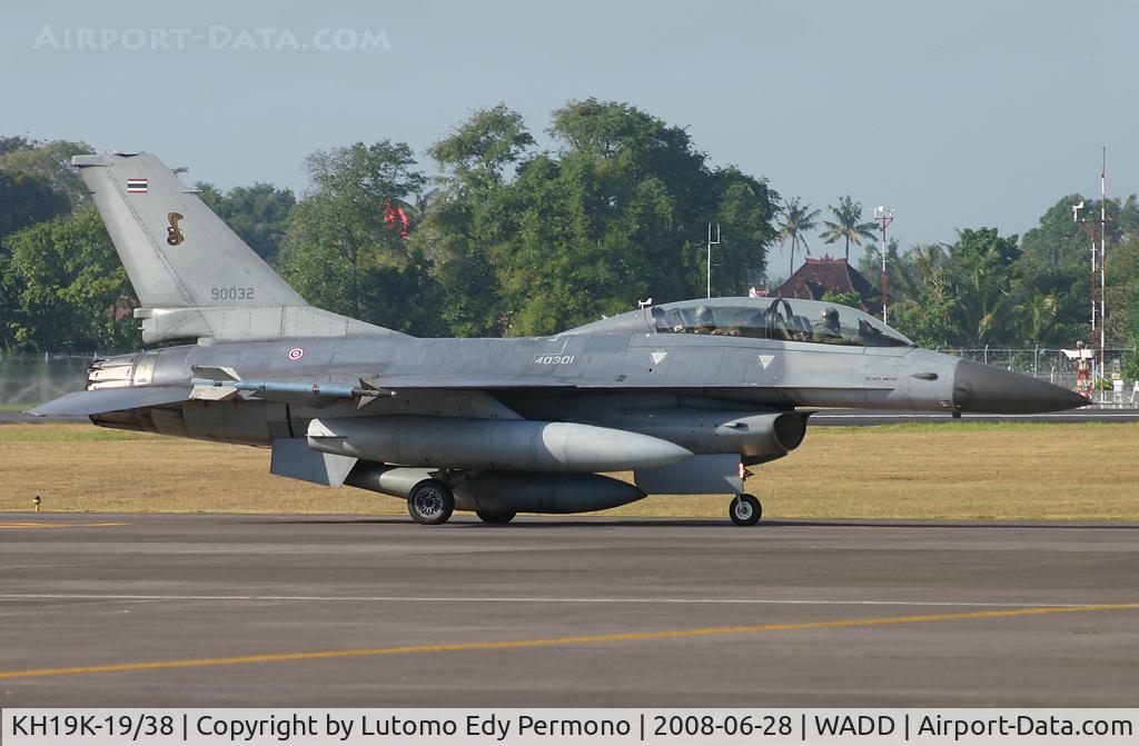 KH19K-19/38, Lockheed Martin F-16B Fighting Falcon C/N HP-1, Royal Australian Air Force