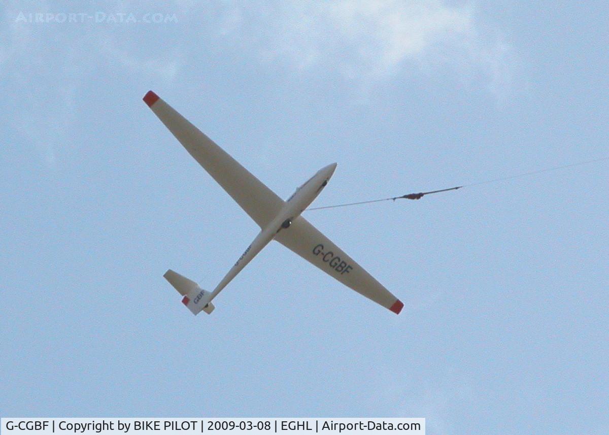 G-CGBF, 1986 Schleicher ASK-21 C/N 21142, JUST ABOUT TO RELEASE FROM THE LAUNCH CABLE