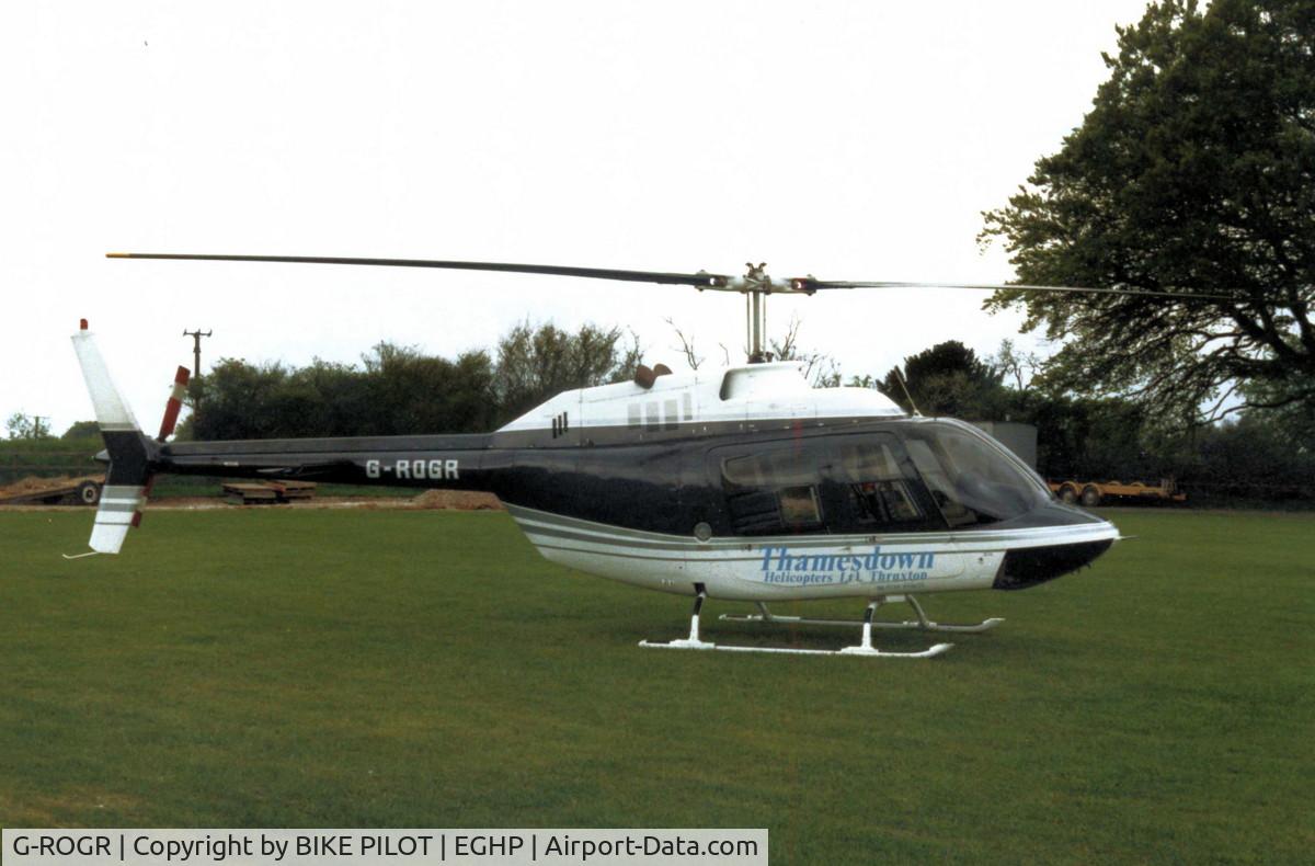 G-ROGR, 1969 Bell 206B JetRanger II C/N 405, THIS JET RANGER WAS DOING PLEASURE FLIGHTS AT A POPHAM FLY-IN IN 1987