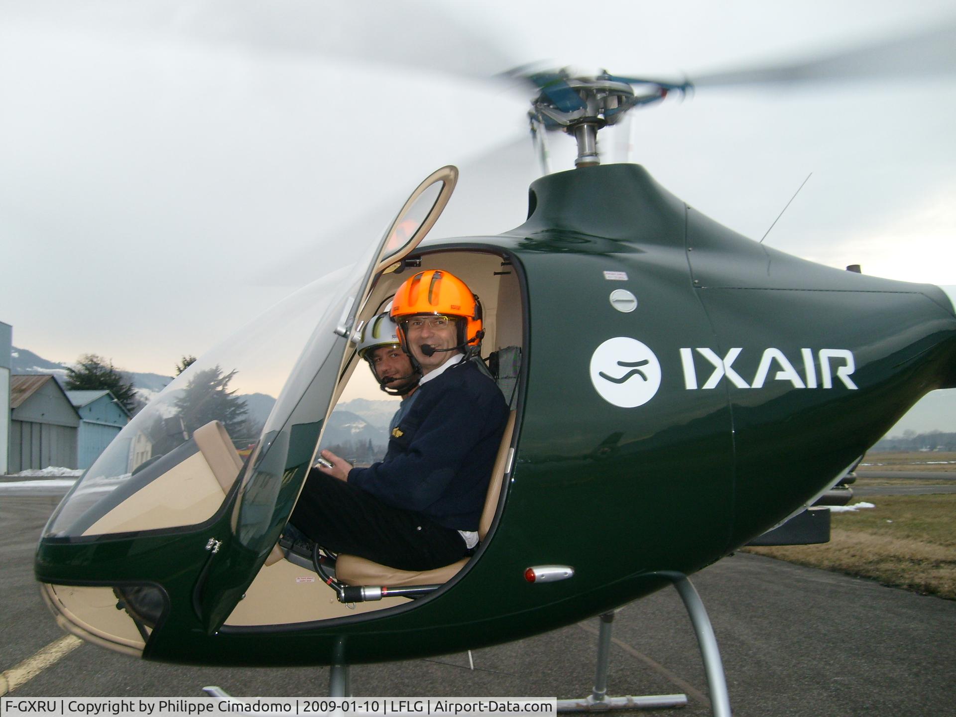 F-GXRU, 2008 Guimbal Cabri G2 C/N 1003, Pierre Elizabe flying Cabri F-GXRU
