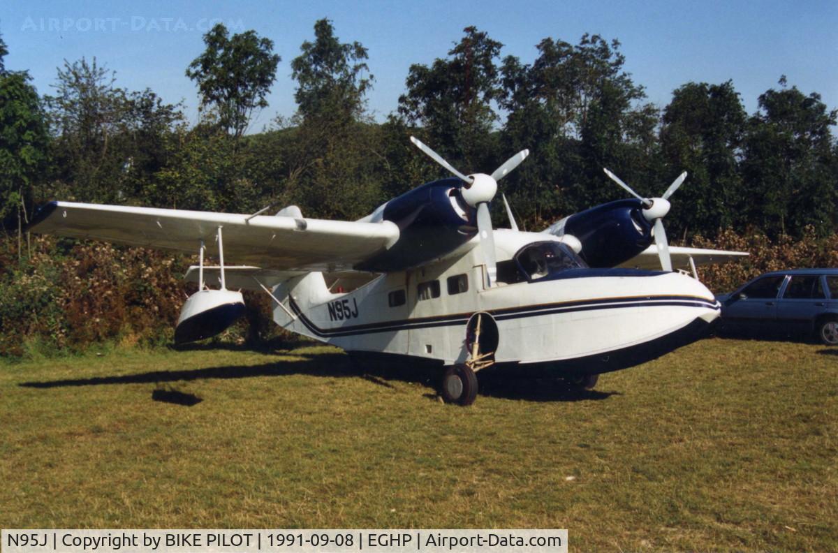 N95J, 1944 Grumman G-44 Widgeon C/N 1359, I THINK THIS A/C WAS AT POPHAM FOR SOME TIME
