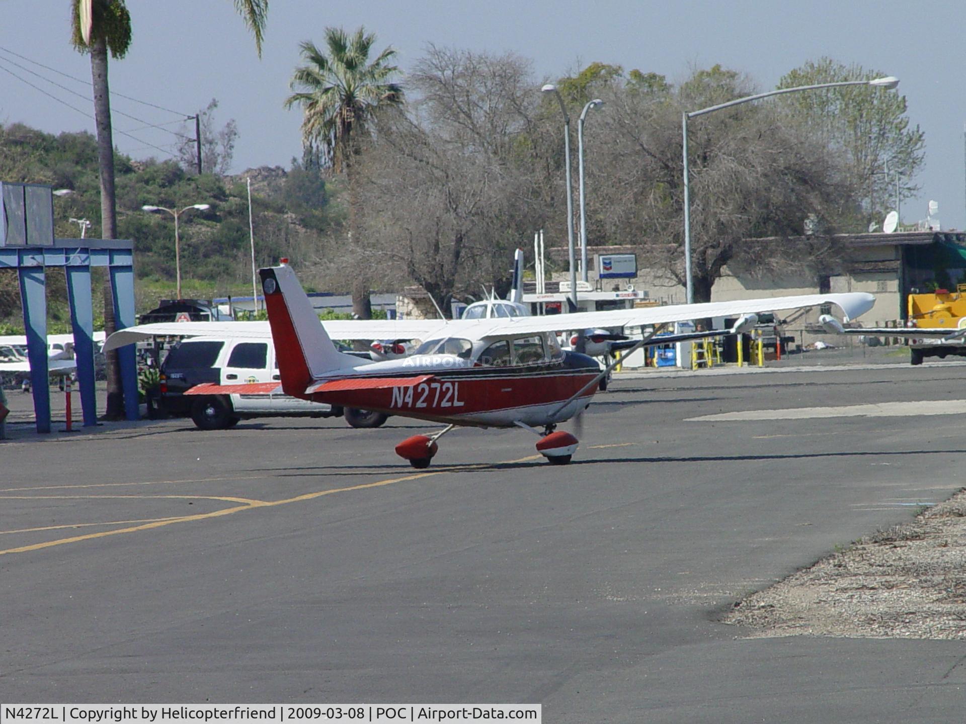 N4272L, 1966 Cessna 172G C/N 17254341, Enroute to the Brackett's Fuel Depot